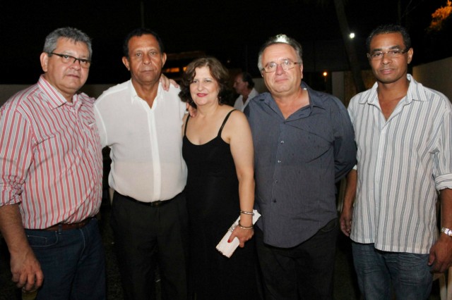 Confira os bastidores da Virada Sertaneja que vai ao ar no último sábado do ano Confira os bastidores da Virada Sertaneja que vai ao ar no último sábado do ano