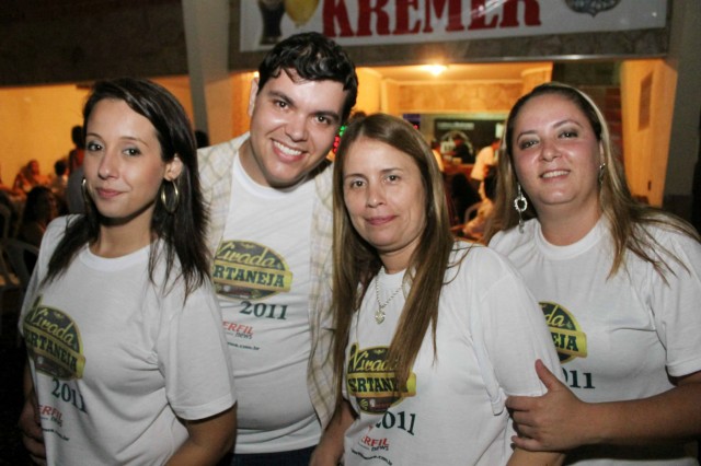 Confira os bastidores da Virada Sertaneja que vai ao ar no último sábado do ano Confira os bastidores da Virada Sertaneja que vai ao ar no último sábado do ano