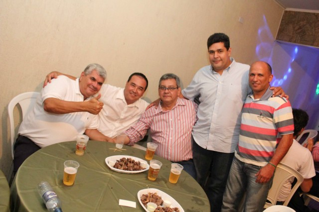 Confira os bastidores da Virada Sertaneja que vai ao ar no último sábado do ano Confira os bastidores da Virada Sertaneja que vai ao ar no último sábado do ano