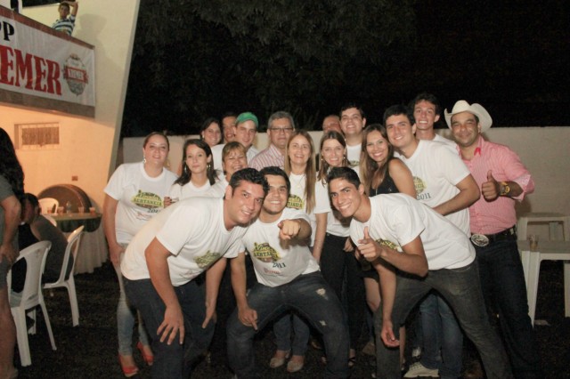 Confira os bastidores da Virada Sertaneja que vai ao ar no último sábado do ano Confira os bastidores da Virada Sertaneja que vai ao ar no último sábado do ano