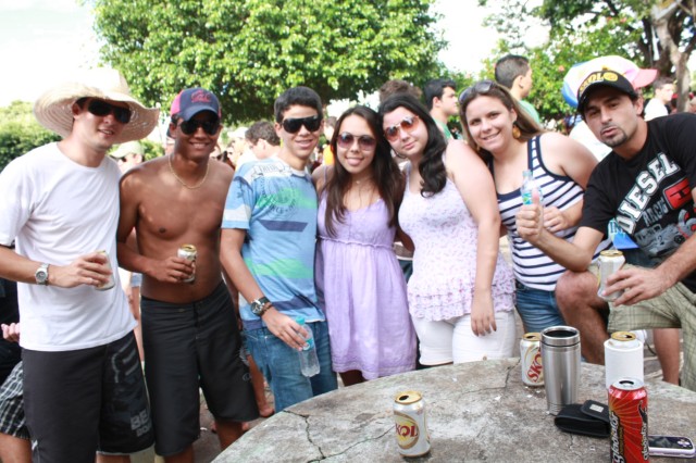 Folia invadiu as ruas e avenidas de Paranaíba