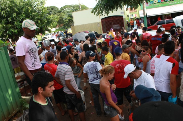 Folia invadiu as ruas e avenidas de Paranaíba