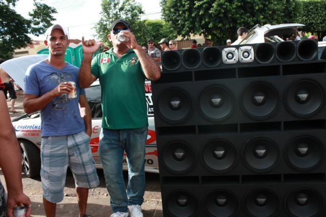 Folia invadiu as ruas e avenidas de Paranaíba