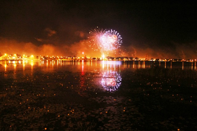 Confira fotos da queima de fogos na Lagoa Maior