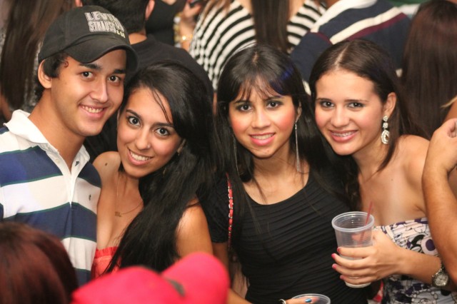 Viracopos Botequim Amanda Victória & Vitor Hugo