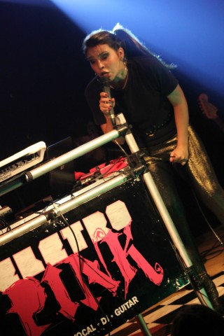 Viracopos Botequim Eletro Pink