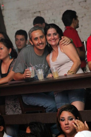 Viracopos Botequim Eletro Pink