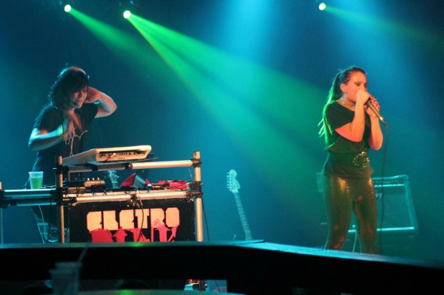 Viracopos Botequim Eletro Pink