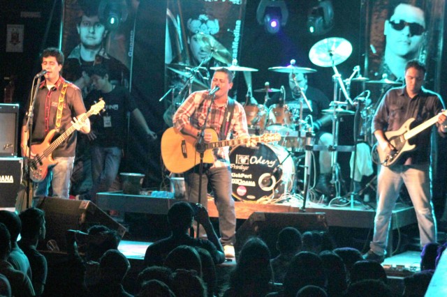 Viracopos Botequim Banda Mãe Joana.