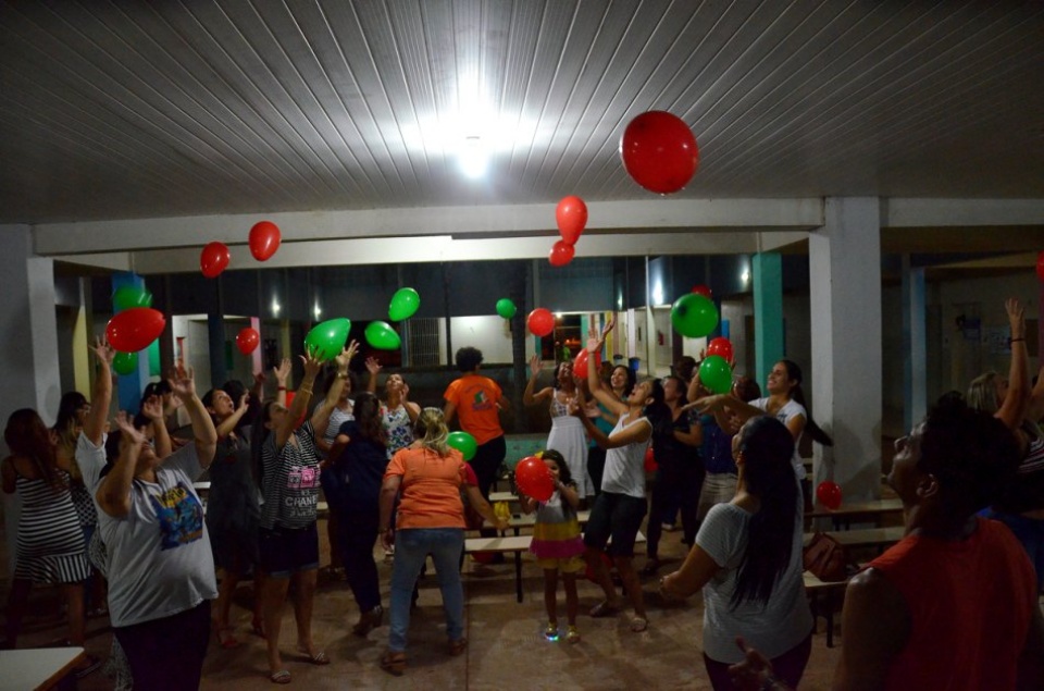 Profissionais da Escola Municipal “Eufrosina Pinto” participam de palestra sobre Depressão, automutilação e suicídio