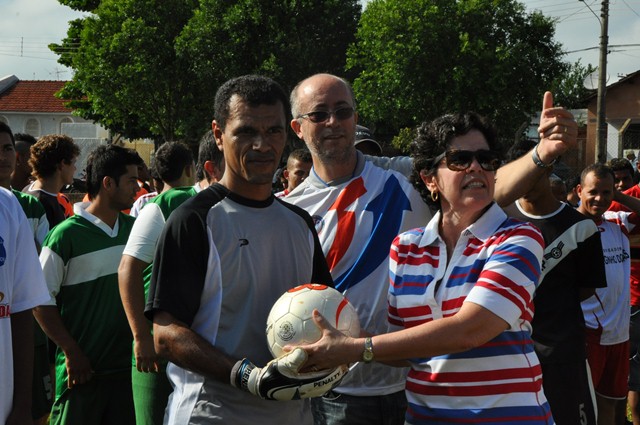 Prefeita participa da abertura do Campeonato Municipal Varzeano