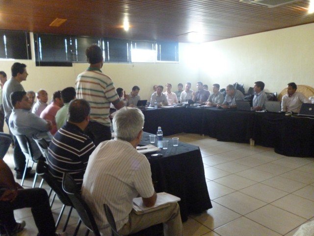 Mesa redonda discute agora sobre fim da paralisação na Eldorado Brasil