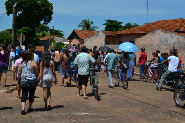 Confira as fotos do velório das vítimas do acidente do curtume