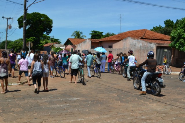 Confira as fotos do velório das vítimas do acidente do curtume