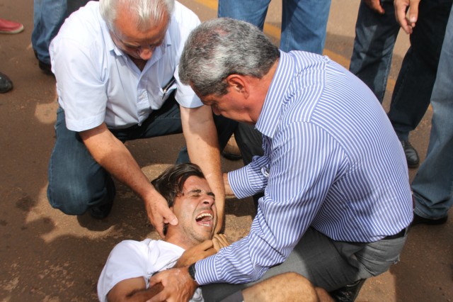 Puccinelli presta primeiros socorros à paciente em Brasilândia