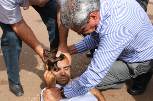 Puccinelli presta primeiros socorros à paciente em Brasilândia