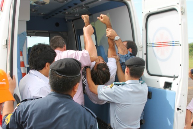 Puccinelli presta primeiros socorros à paciente em Brasilândia