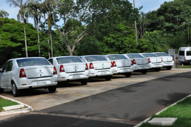 Três Lagoas recebe veículo para Centro de Atendimento à Mulher