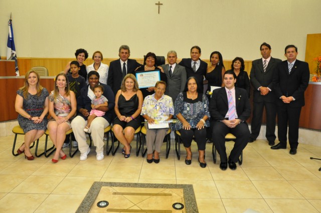 Eduardo Rocha homenageia mulheres três-lagoenses na Câmara Municipal