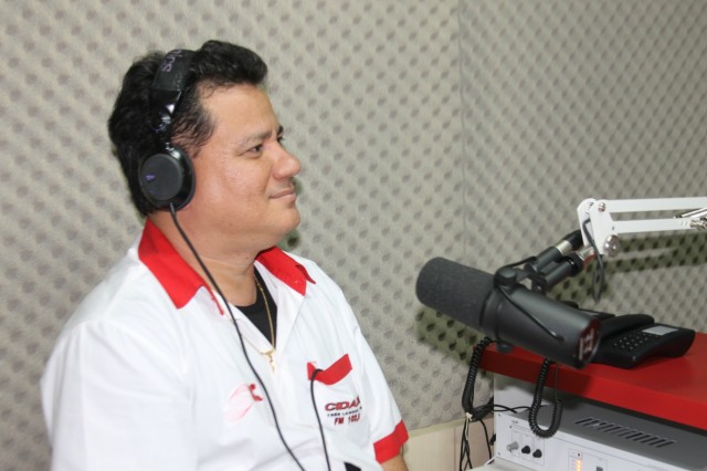 Cidade FM inaugura primeiro estúdio em HD do Estado