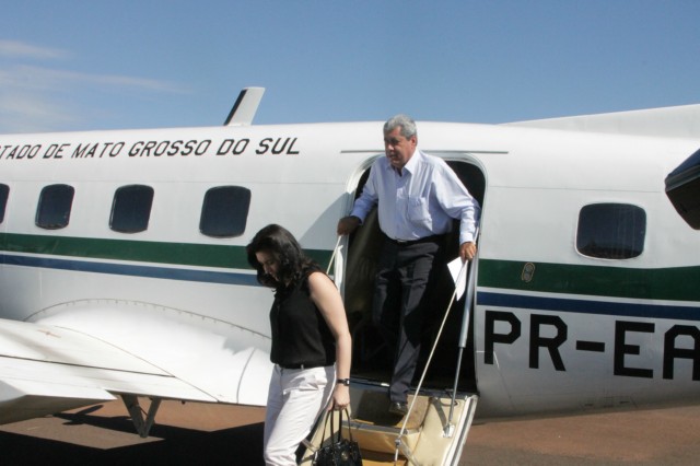 Além de hospital, André anuncia urbanização da orla ferroviária