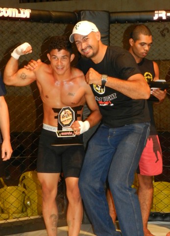 Lutadores de Três Lagoas conquistam 1º lugar em campeonato