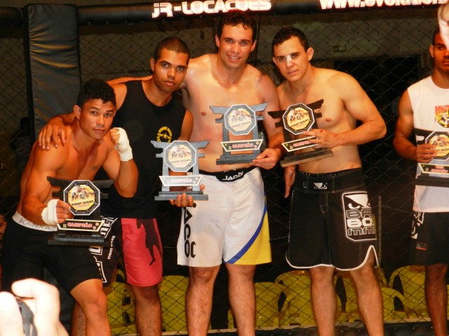 Lutadores de Três Lagoas conquistam 1º lugar em campeonato