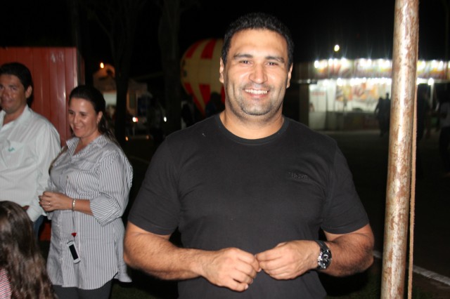 Restaurante Camalote está atendendo na exposição