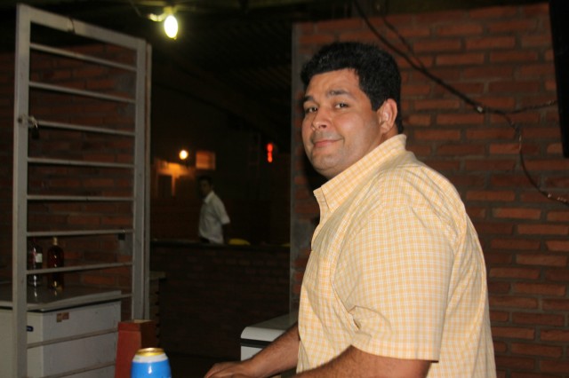 Restaurante Camalote está atendendo na exposição