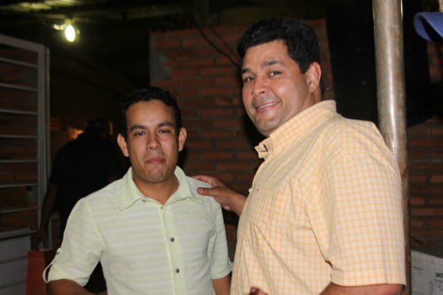 Restaurante Camalote está atendendo na exposição