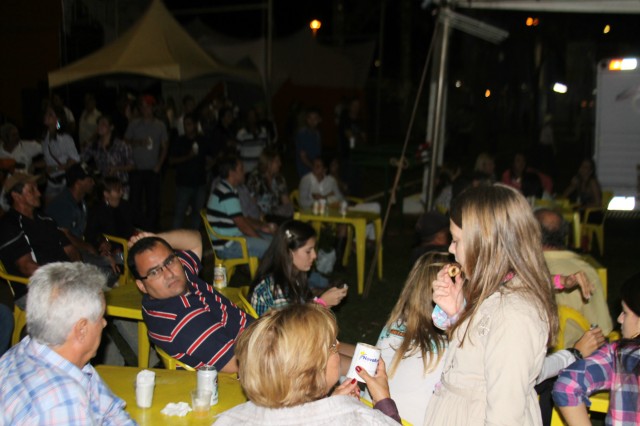 Restaurante Camalote está atendendo na exposição
