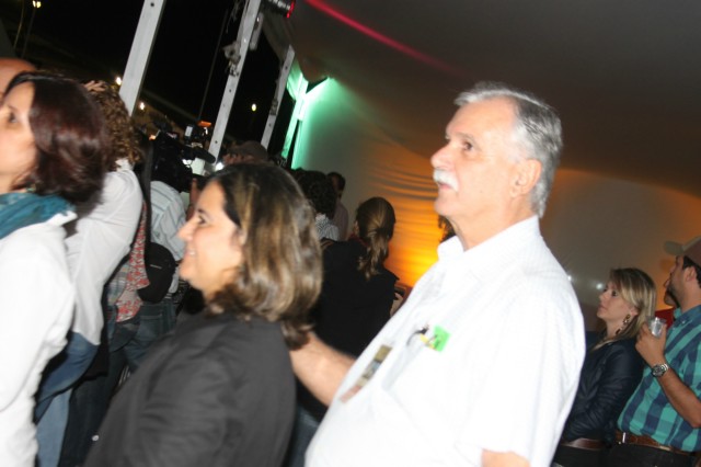 Restaurante Camalote está atendendo na exposição