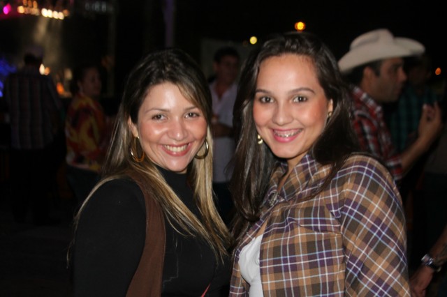 Restaurante Camalote está atendendo na exposição