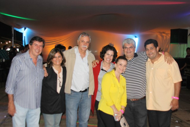 Restaurante Camalote está atendendo na exposição