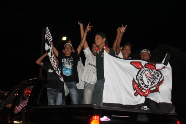 RUMO A TÓQUIO: Para desespero dos secadores, Corinthians ganha título inédito