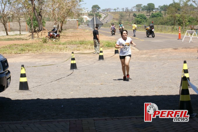 1° Triatlo Rápido reúne atletas internacionais em Três Lagoas