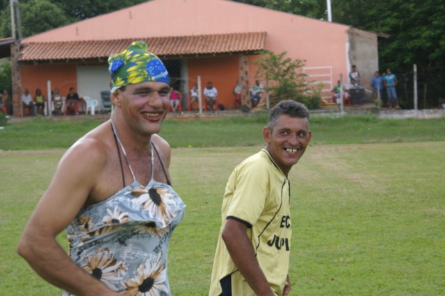 Jogo Homens x Mulheres no Jupiá