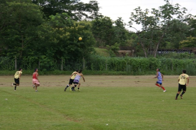 Jogo Homens x Mulheres no Jupiá