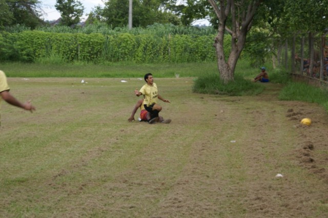 Jogo Homens x Mulheres no Jupiá