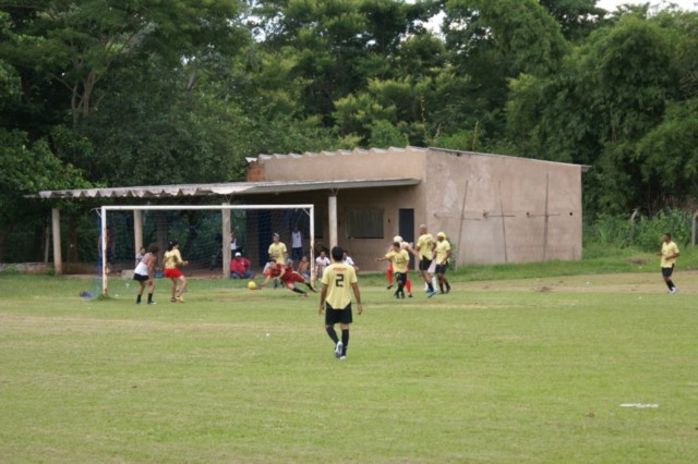 Jogo Homens x Mulheres no Jupiá