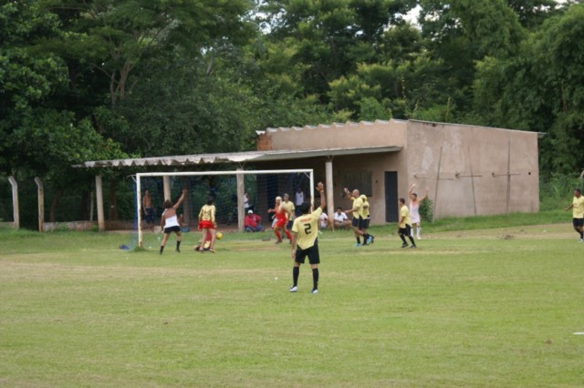 Jogo Homens x Mulheres no Jupiá