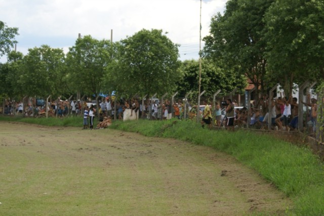 Jogo Homens x Mulheres no Jupiá