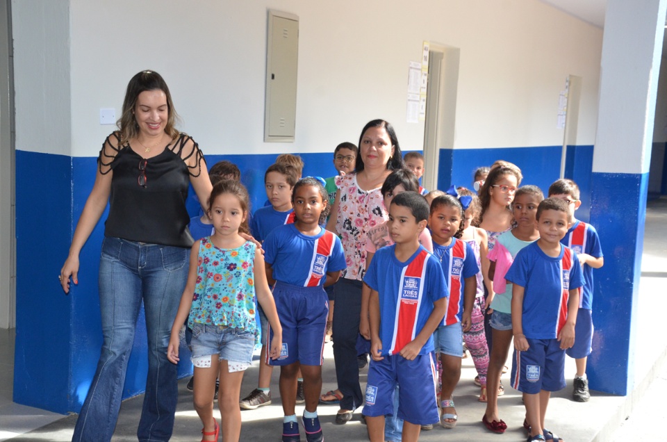 Antiga creche "Irmã Sheila”, recebe os alunos para volta as aulas