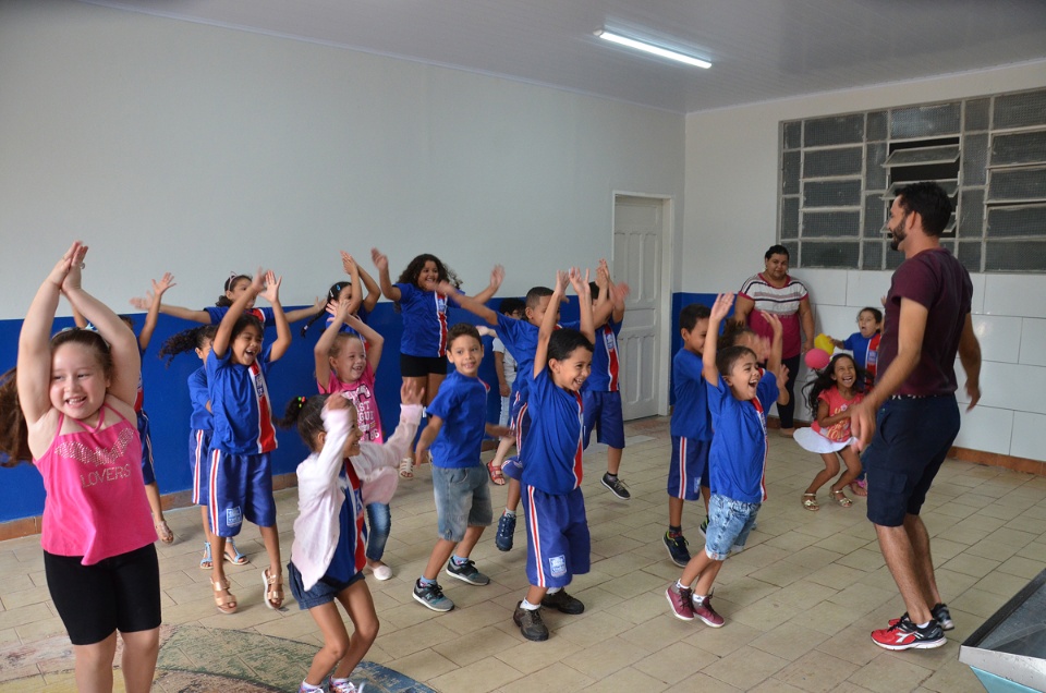 Antiga creche "Irmã Sheila”, recebe os alunos para volta as aulas