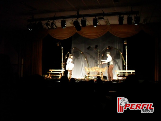 Confira as fotos das apresentações do fim de semana do “MS em Cena” Confira as fotos das apresentações do fim de semana do “MS em Cena”