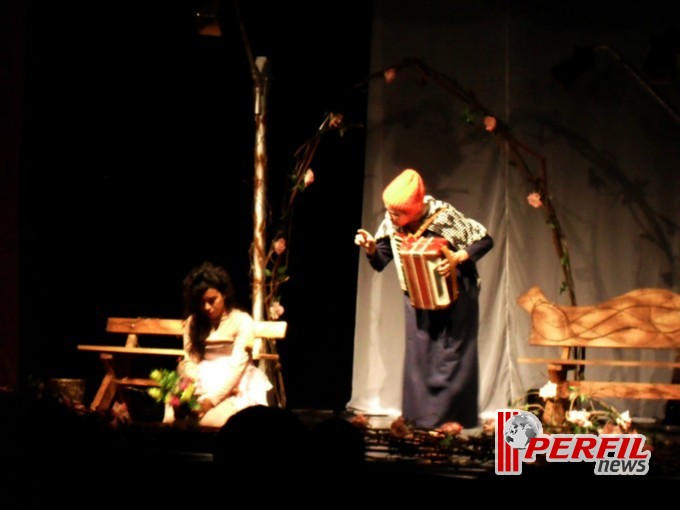 Confira as fotos das apresentações do fim de semana do “MS em Cena” Confira as fotos das apresentações do fim de semana do “MS em Cena”