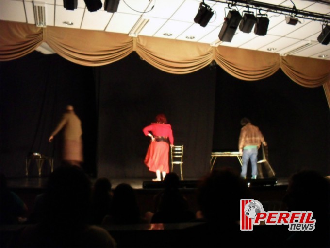 Confira as fotos das apresentações do fim de semana do “MS em Cena” Confira as fotos das apresentações do fim de semana do “MS em Cena”