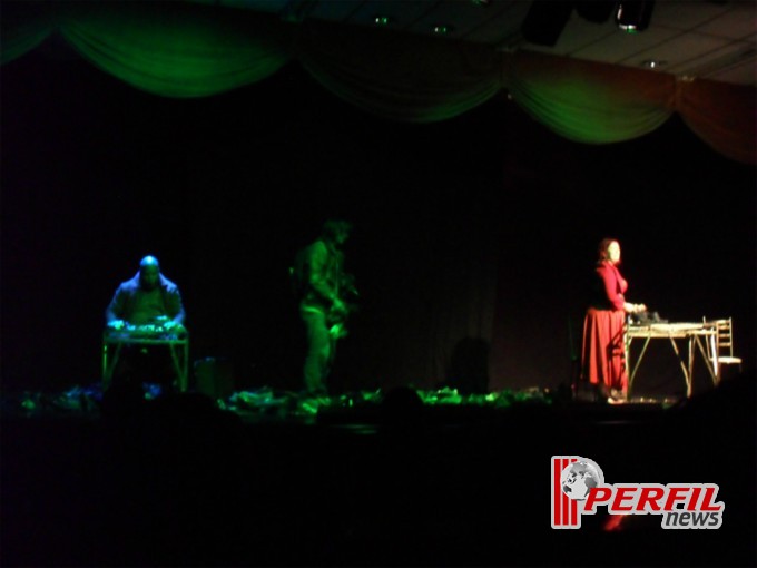 Confira as fotos das apresentações do fim de semana do “MS em Cena” Confira as fotos das apresentações do fim de semana do “MS em Cena”