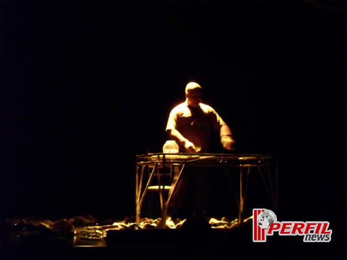 Confira as fotos das apresentações do fim de semana do “MS em Cena” Confira as fotos das apresentações do fim de semana do “MS em Cena”