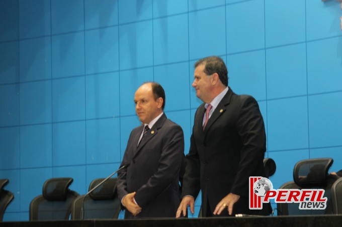 Noite de títulos e de emoções na Assembleia Legislativa